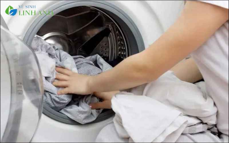 Cách Giặt Rèm Cửa Chuẩn - Hướng Dẫn Chi Tiết Từng Loại Rèm Để Giữ Form Bền Đẹp